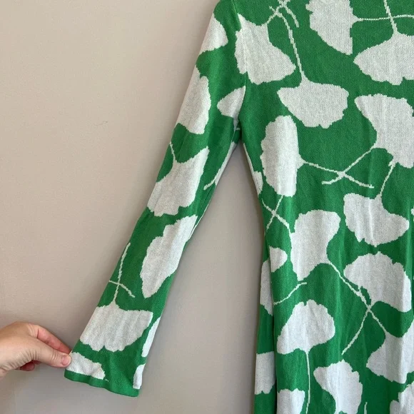 Diane von Furstenburg x Target V-Neck Ginkgo Green Sweater Wrap Top Dress, XXS - Picture 10 of 14